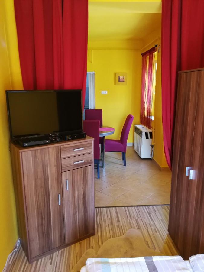 Zso-Ze Apartman Tiszafüred 外观 照片