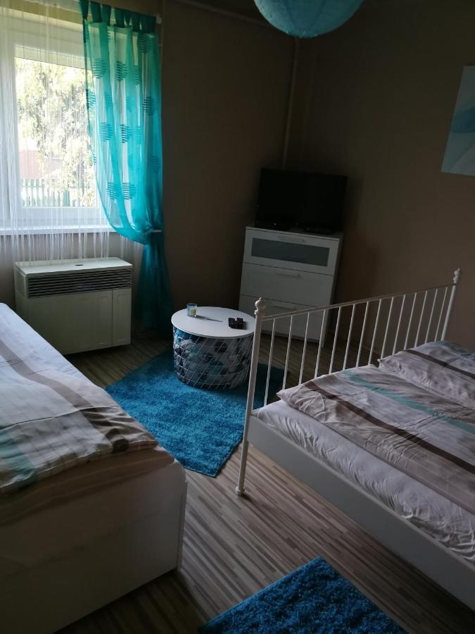 Zso-Ze Apartman Tiszafüred 外观 照片