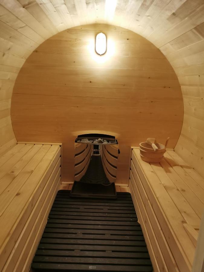 Zso-Ze Apartman Tiszafüred 外观 照片